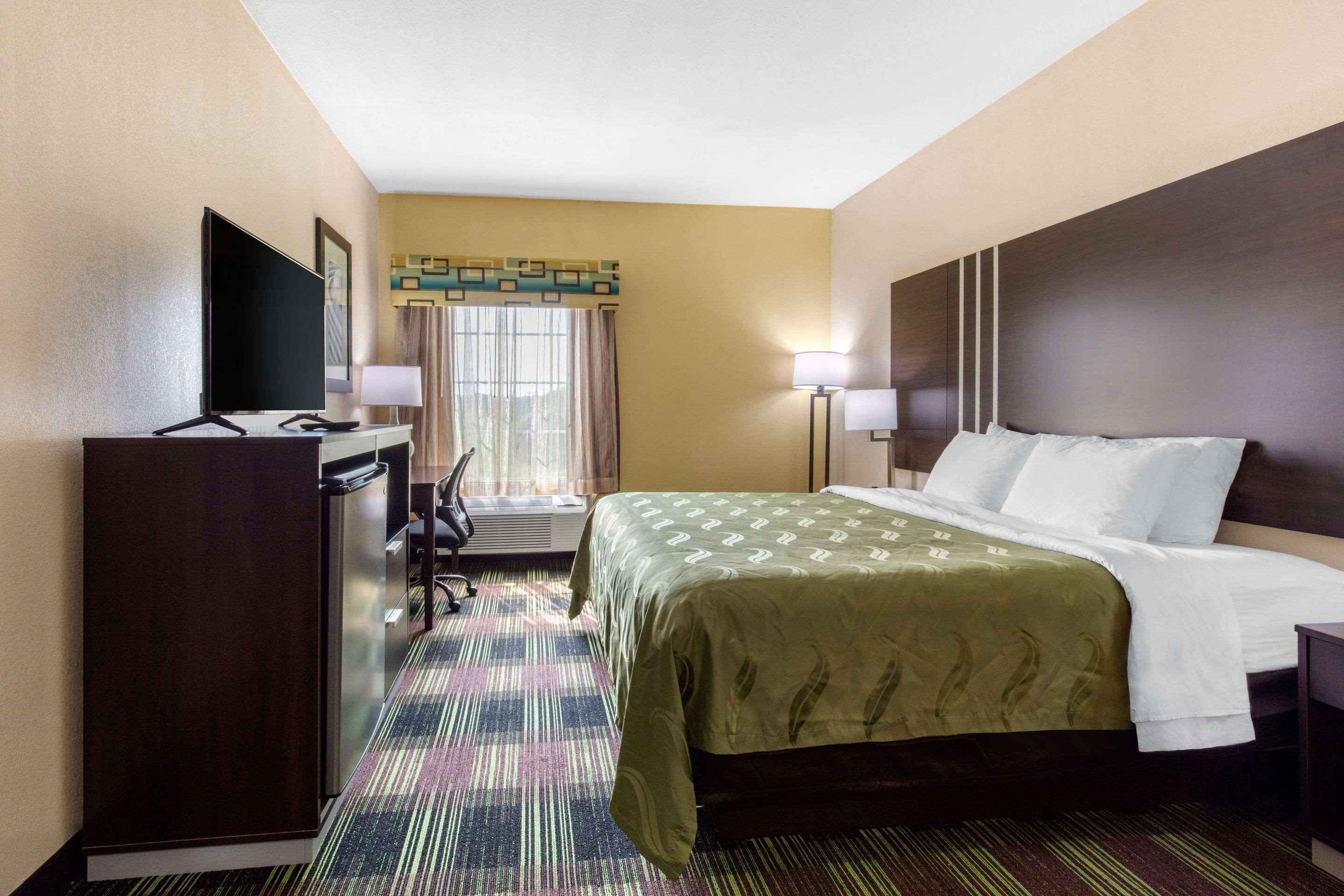 Quality Inn Cadiz المظهر الخارجي الصورة