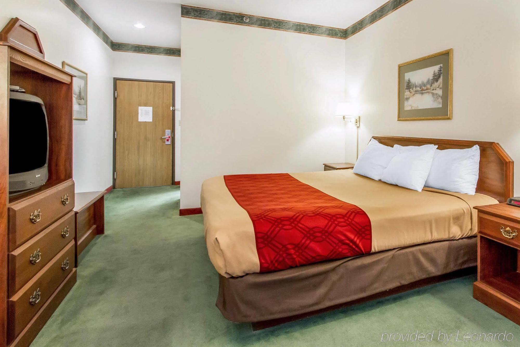 Quality Inn Cadiz المظهر الخارجي الصورة